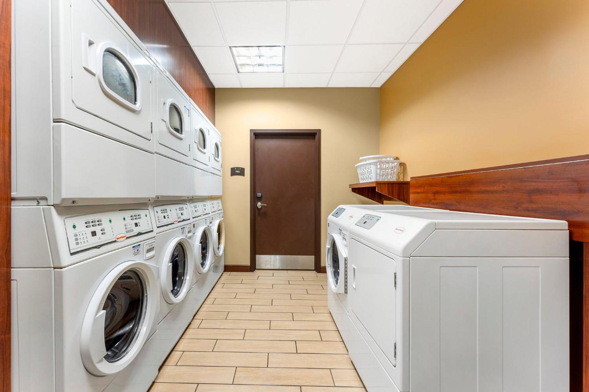 Staybridge Suites - Pittsburgh-Cranberry Township By Ihg Warrendale Ngoại thất bức ảnh